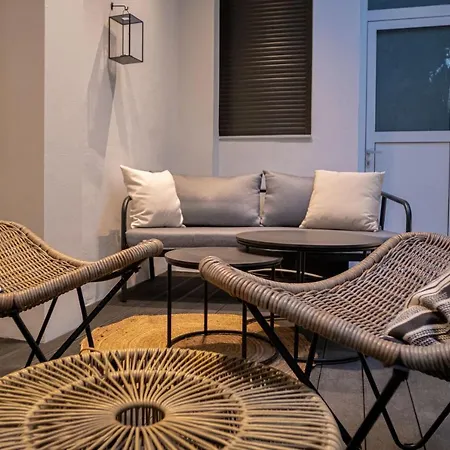 The H Experience Boutique - Free Parking And Fiber Internet Apartment Athens
