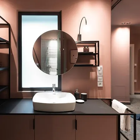 Apartment The H Experience Boutique - Free Parking And Fiber Internet